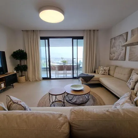 Sea & Village Luxury In The Marina Apartamento Estepona