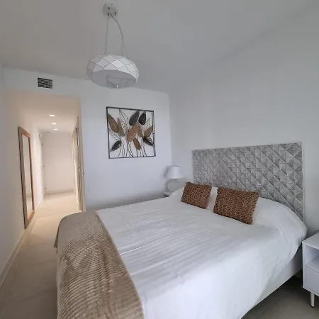 Sea & Village Luxury In The Marina Apartamento